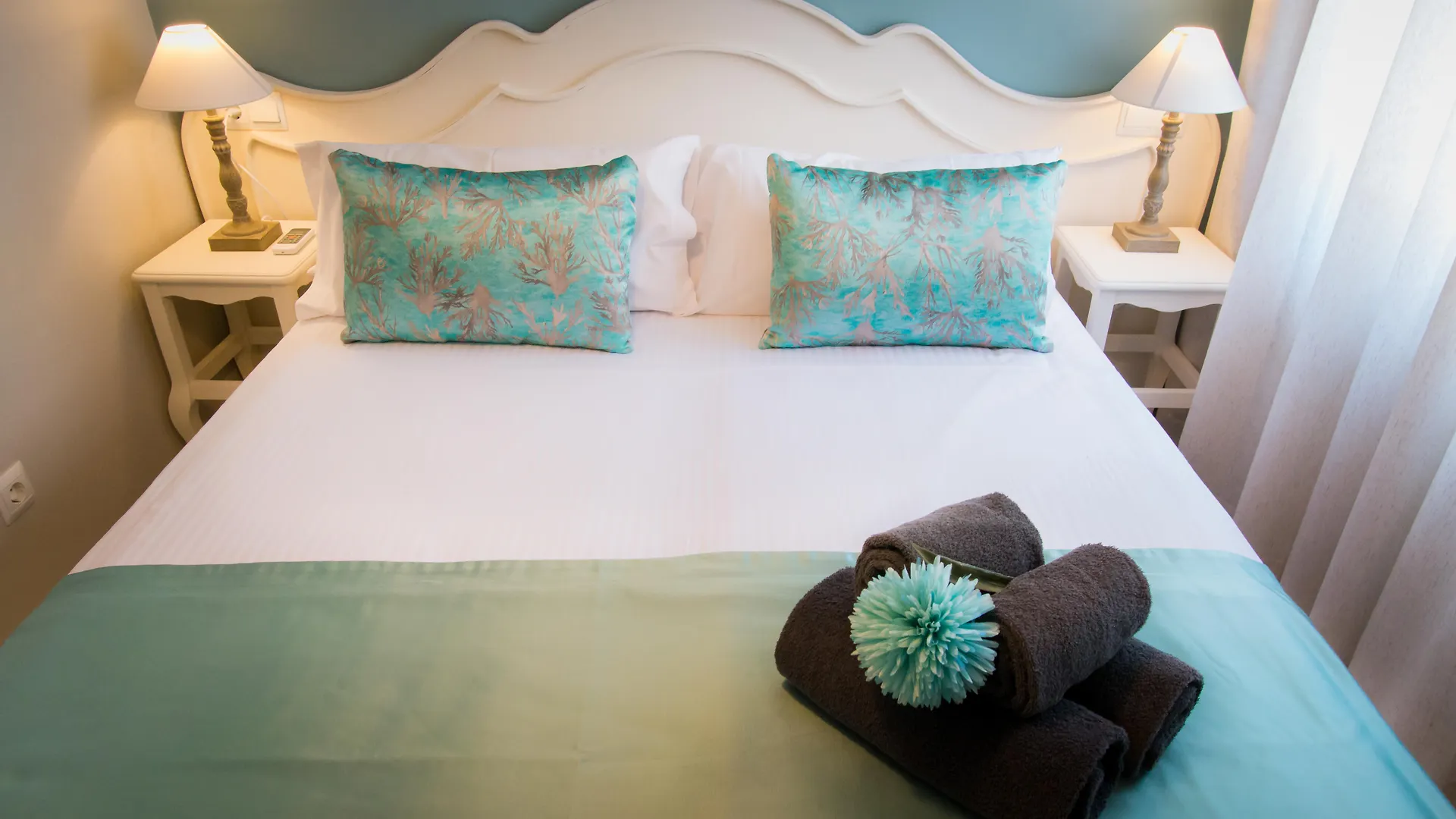 Holidays2Malaga Suites Spanien