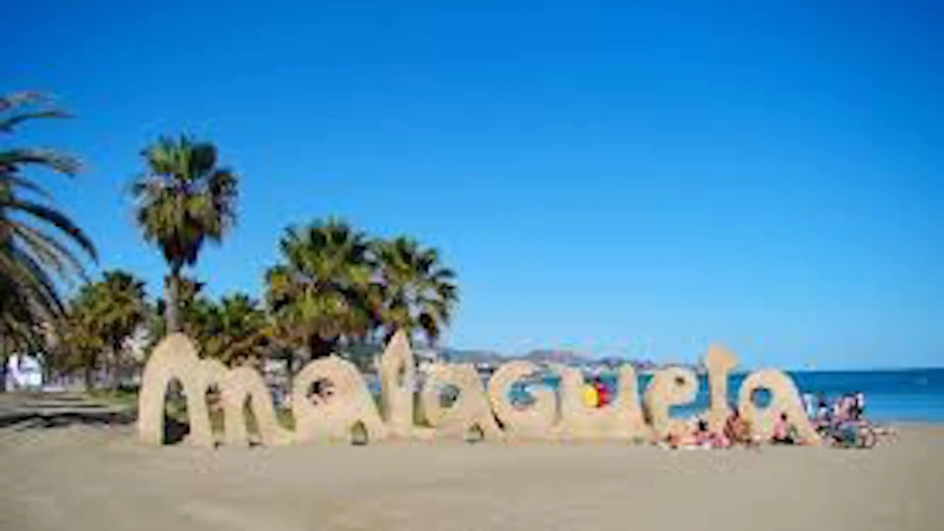 Apartment Holidays2Malaga Suites